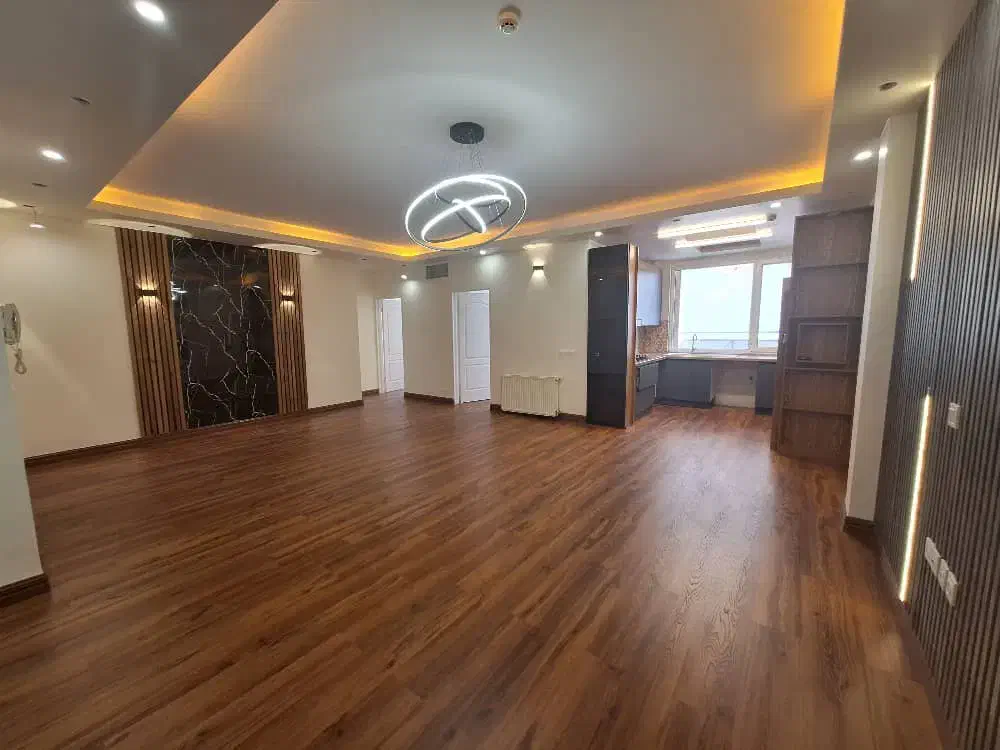 ۱۰۵ متر سه خواب شیک و خوش نقشه فول امکانات