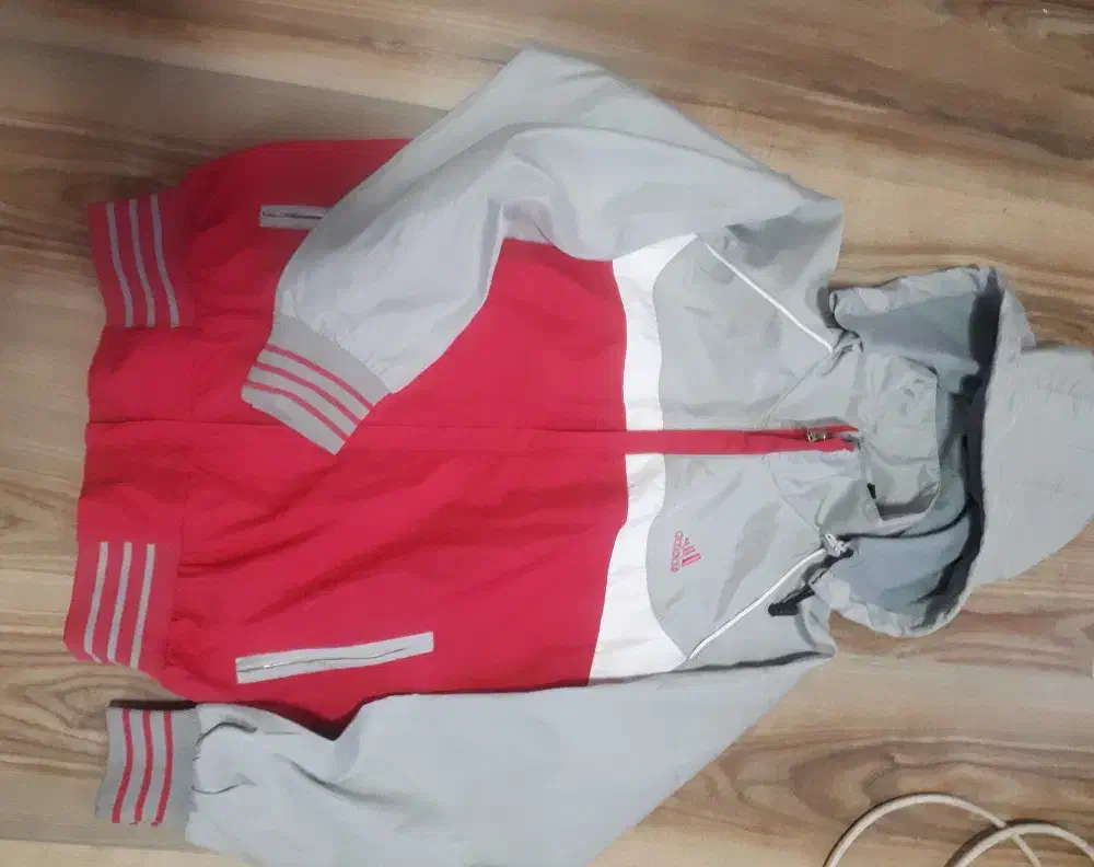 گرمکن ورزشی دخترانه آدیداس|تجهیزات ورزشی|رشت, شهرک شهید رجایی|دیوار