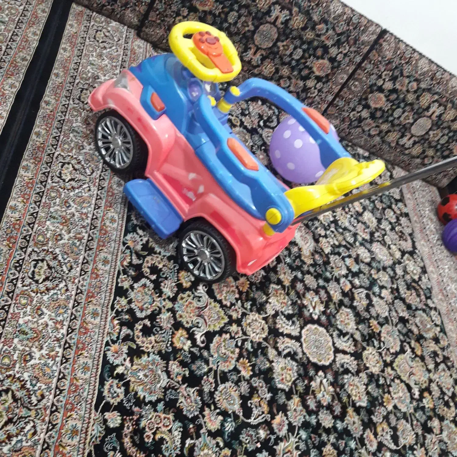 ماشین بچه|اسباب‌بازی بچه|مریوان, |دیوار