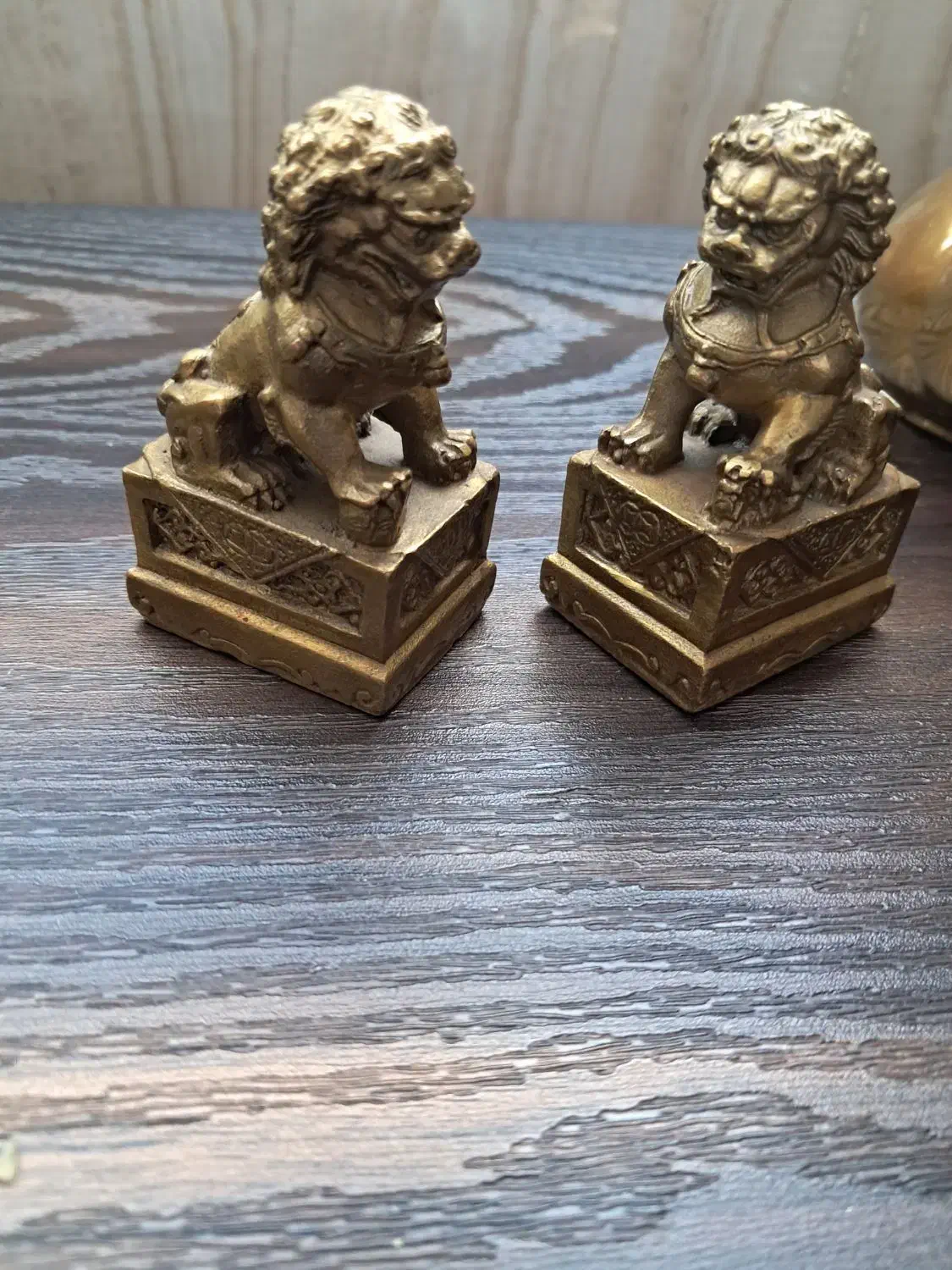 دو جفت شیر|کلکسیون اشیاء عتیقه|ابهر, |دیوار