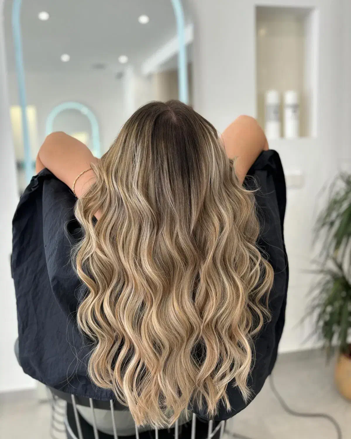 مدل امبره و لایت|خدمات آرایشگری و زیبایی|رشت, حسین آباد|دیوار