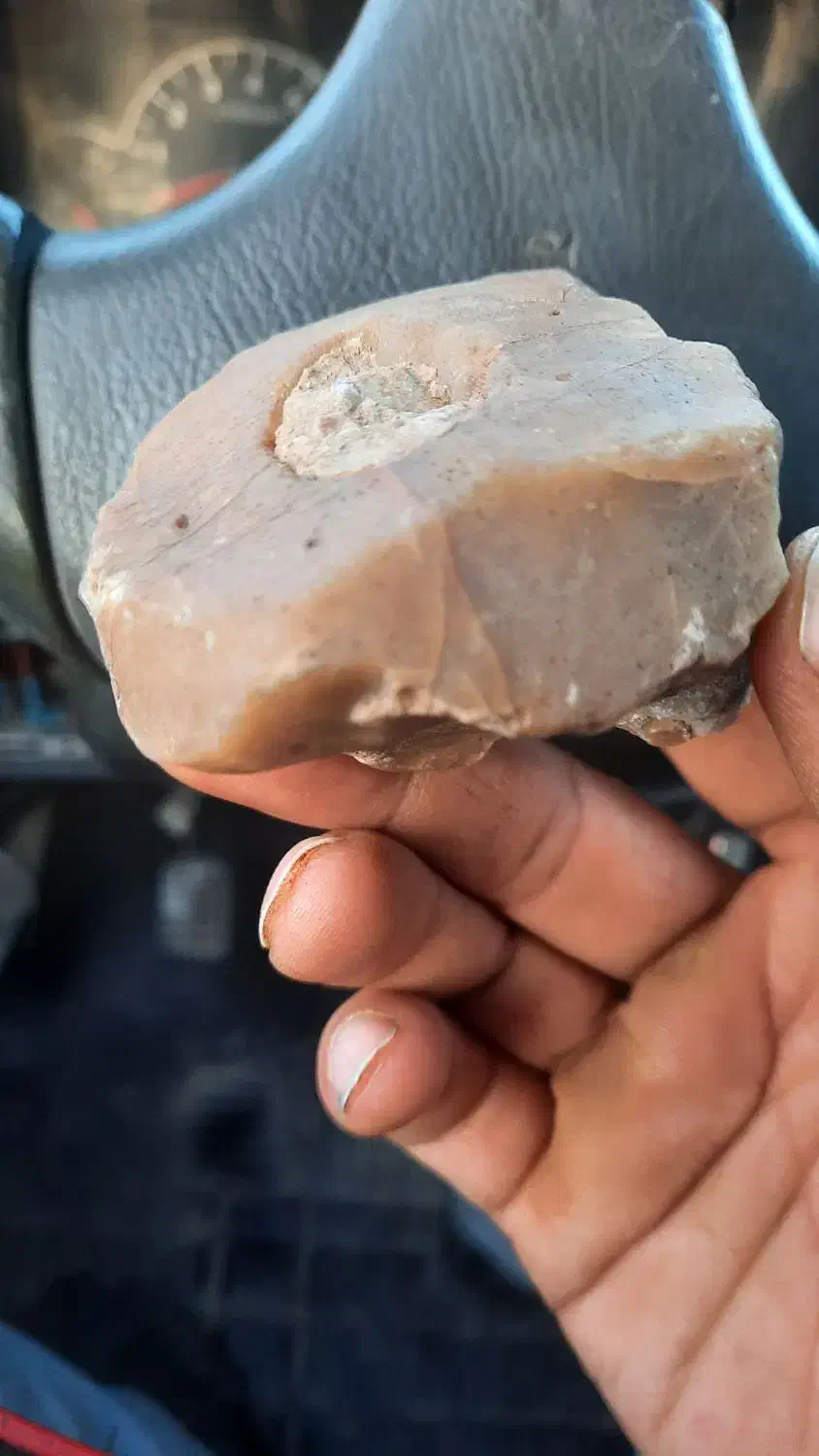 سنگ عقیق|جواهرات|مهدی شهر, |دیوار