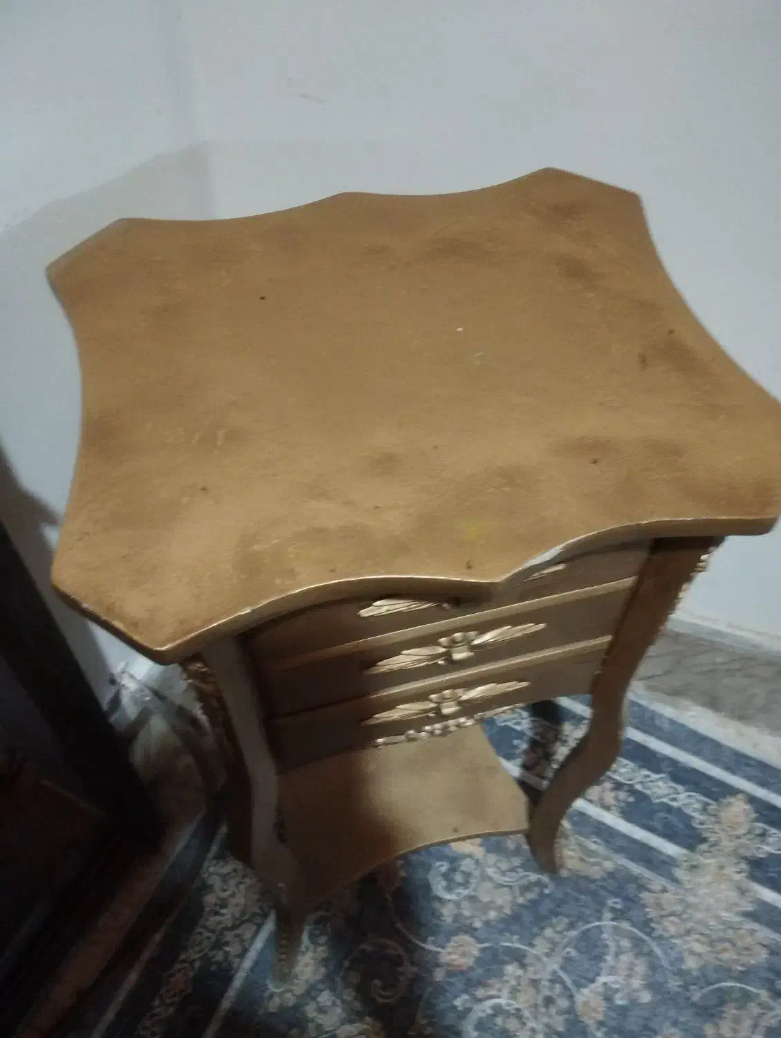 میز تلفن|میز تلفن|مشهد, شهید هاشمی نژاد|دیوار