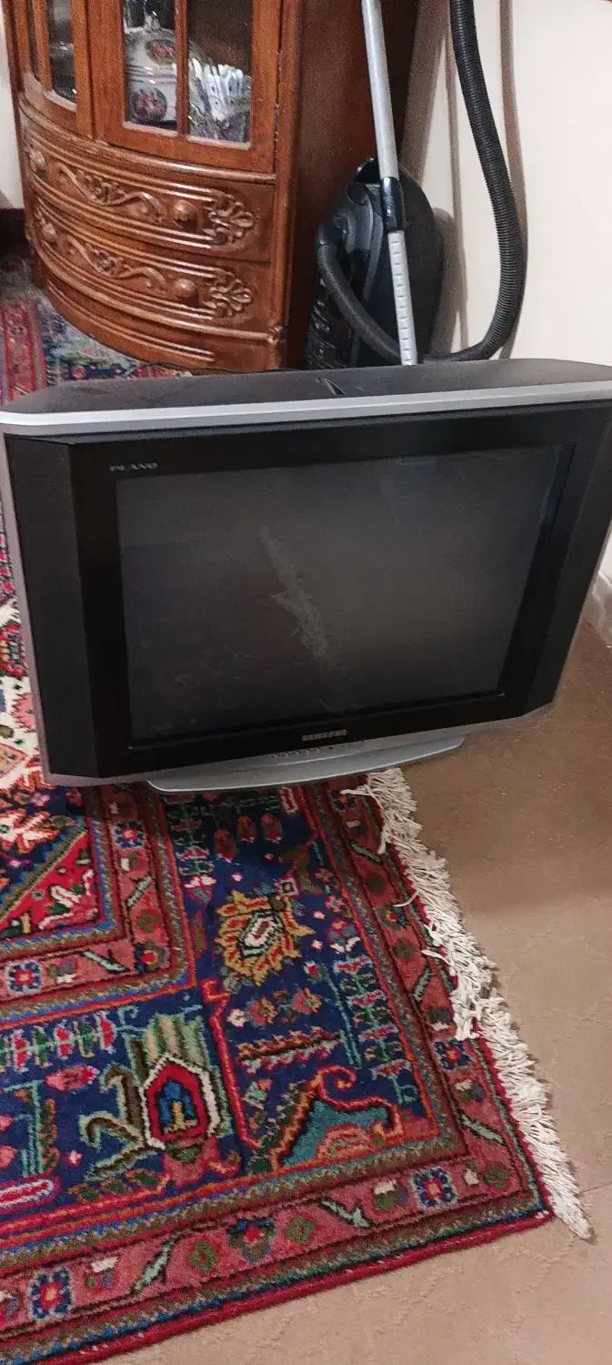 تلوزیون لامپی|تلویزیون و پروژکتور|شیراز, دشت چنار|دیوار