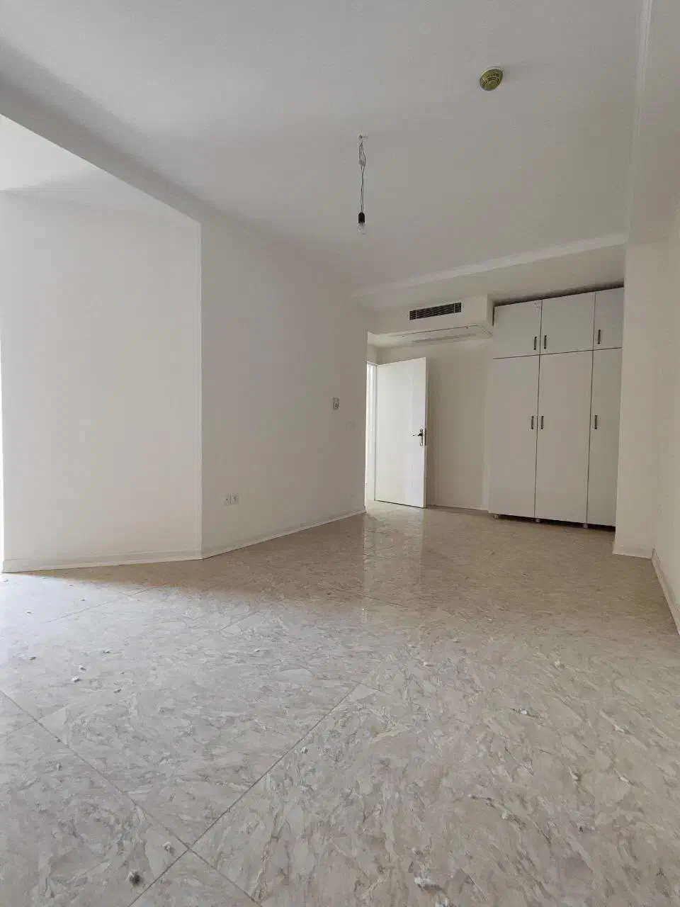 ۱۴۰ متر برج مجلل شخصی ساز خوش نقشه دریاچه