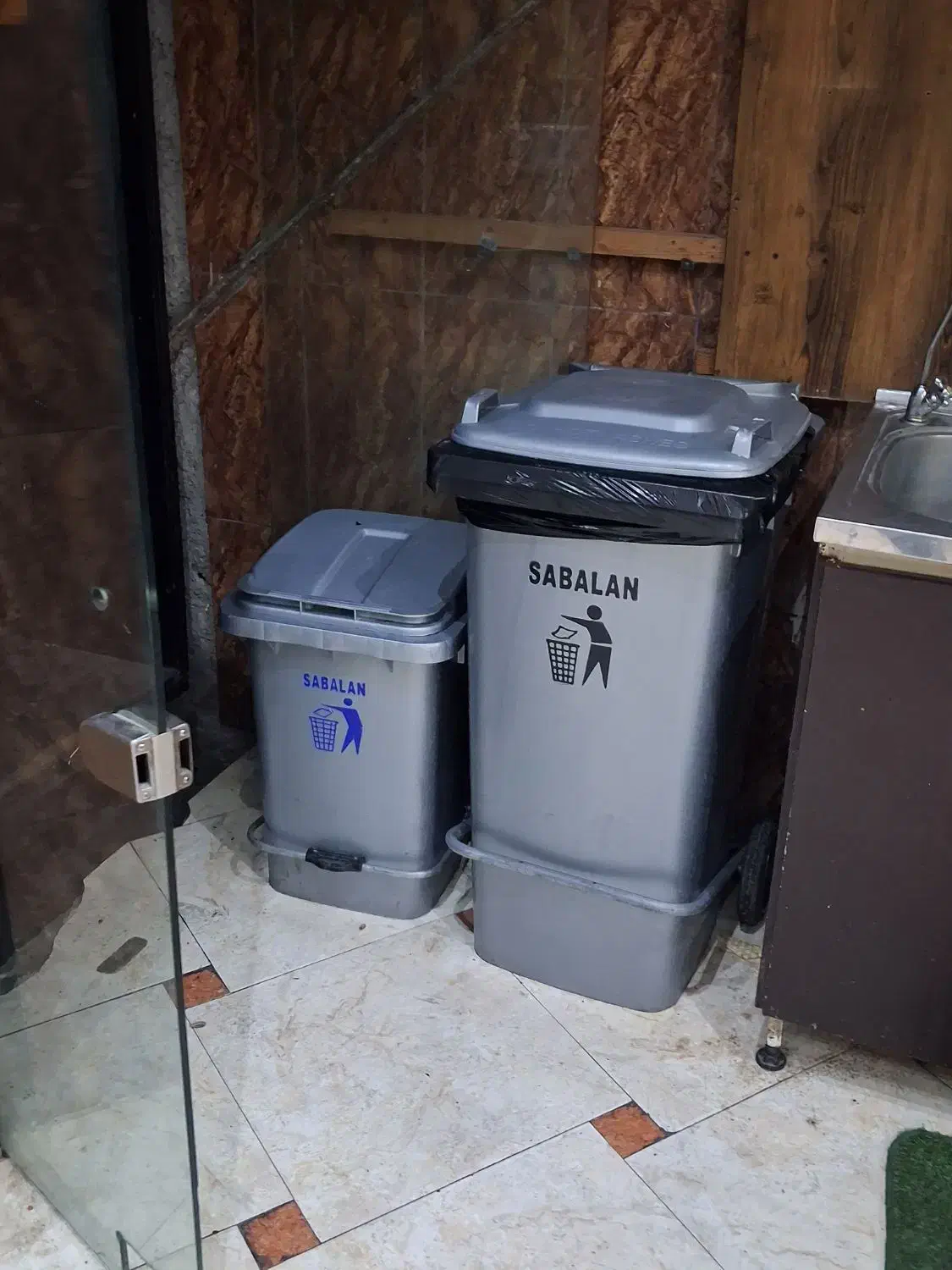 فروش ظرف کافه رستوران|کافی‌شاپ و رستوران|خمام, |دیوار