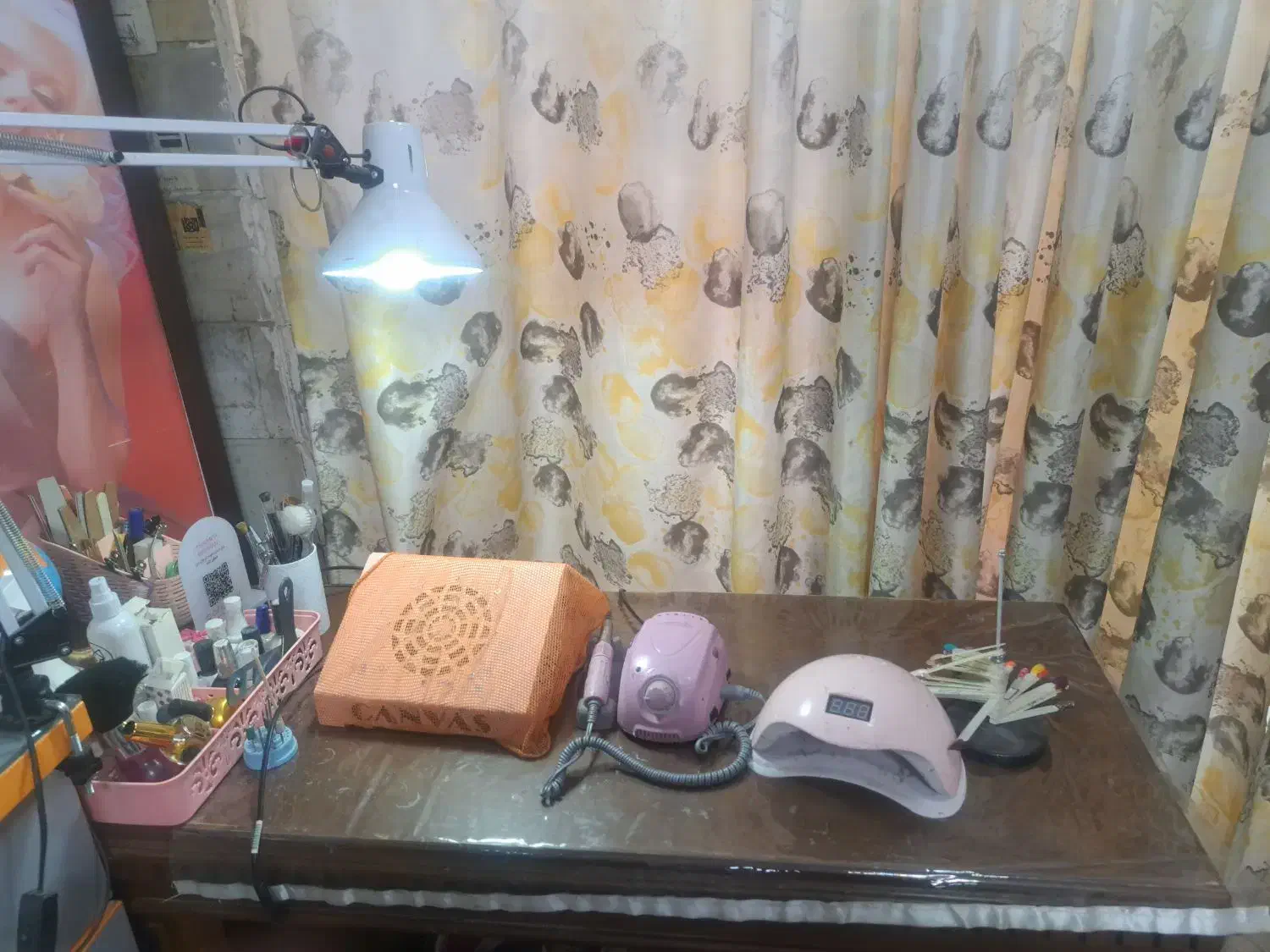 اجاره میز ناخن|خدمات آرایشگری و زیبایی|تهران, تختی|دیوار