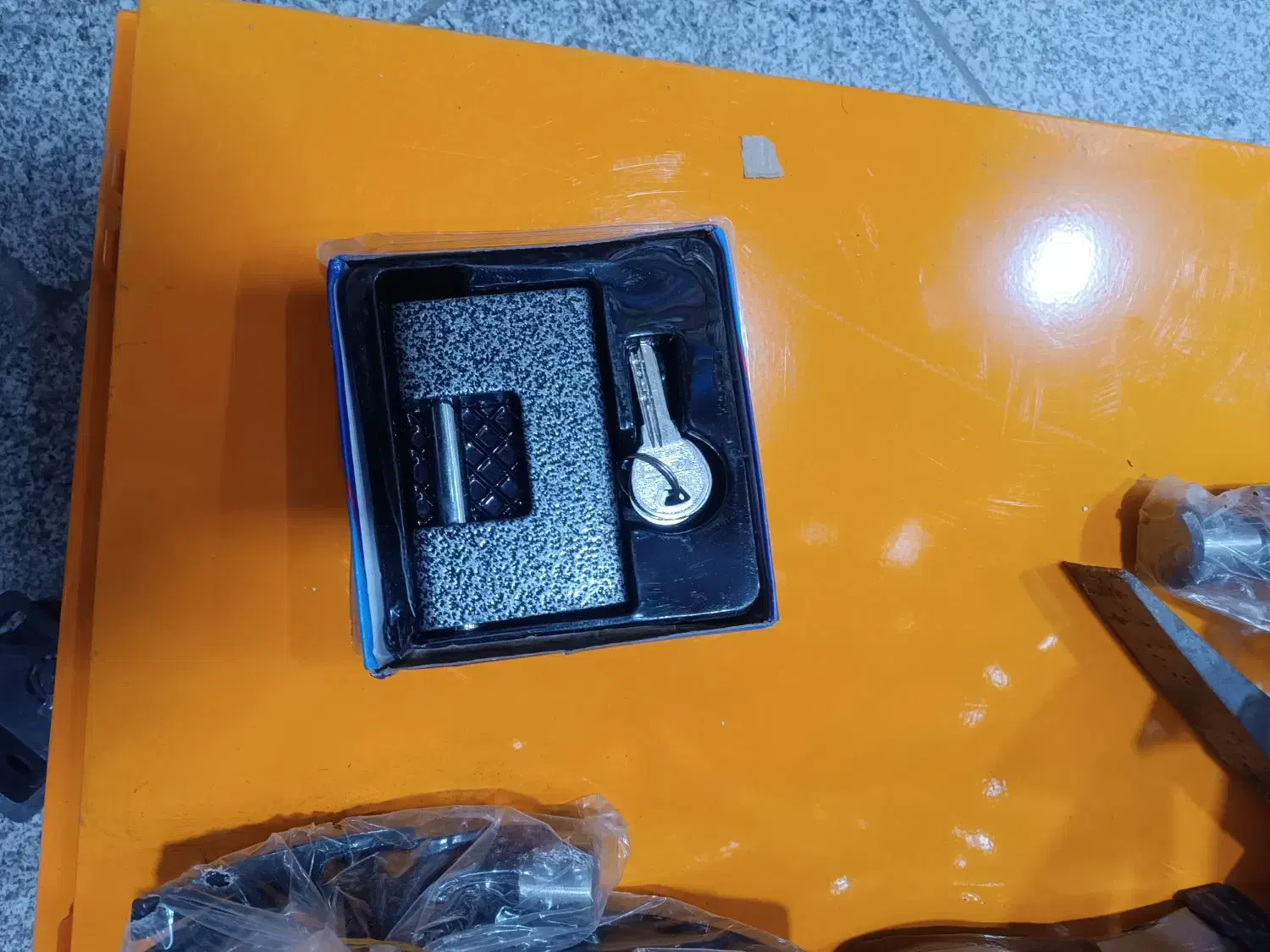 قفل و زنجیر ضد برش|ابزارآلات|مشهد, رده|دیوار