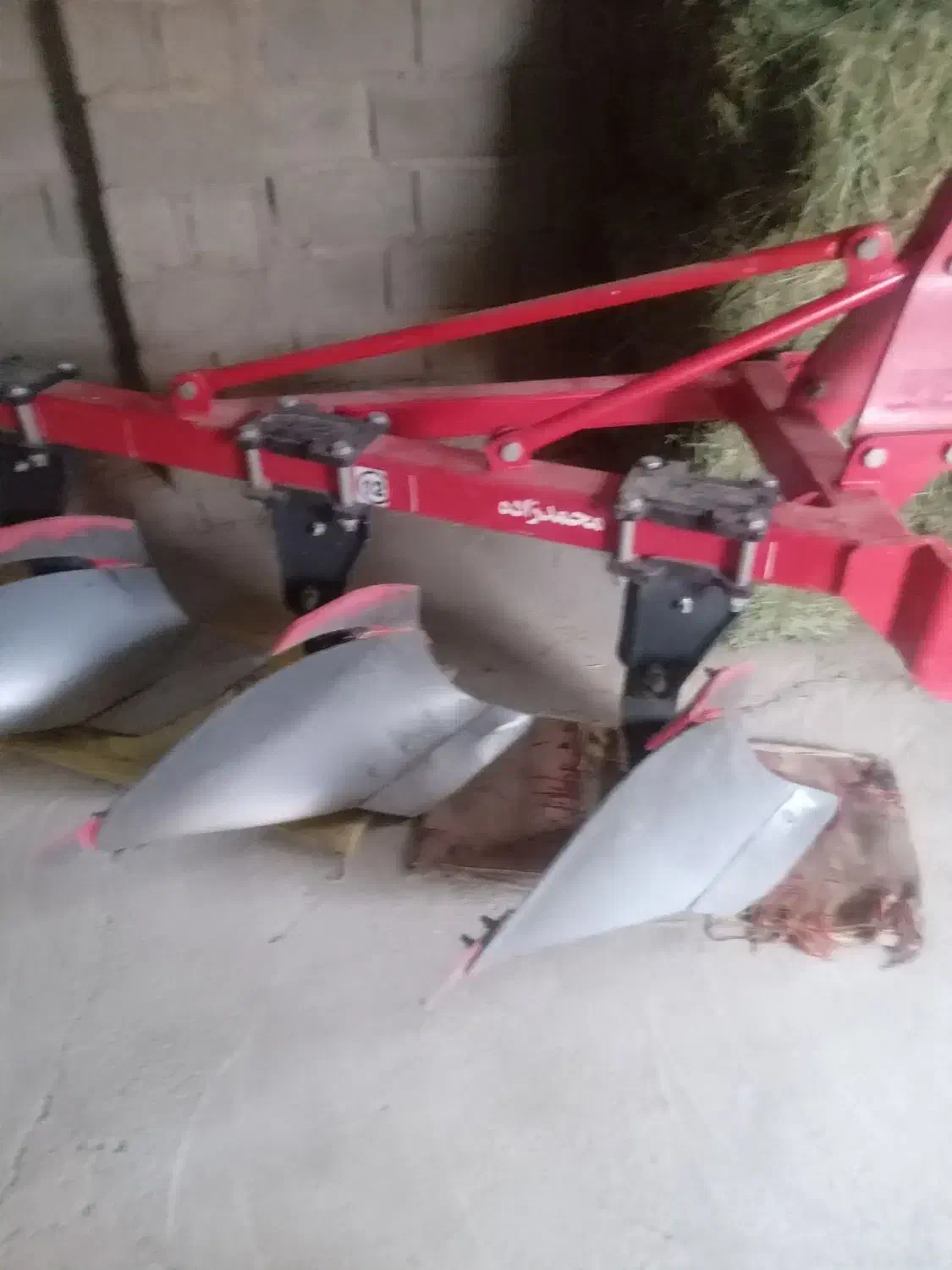 گاوآهن|ماشین‌آلات صنعتی|درگزین, |دیوار