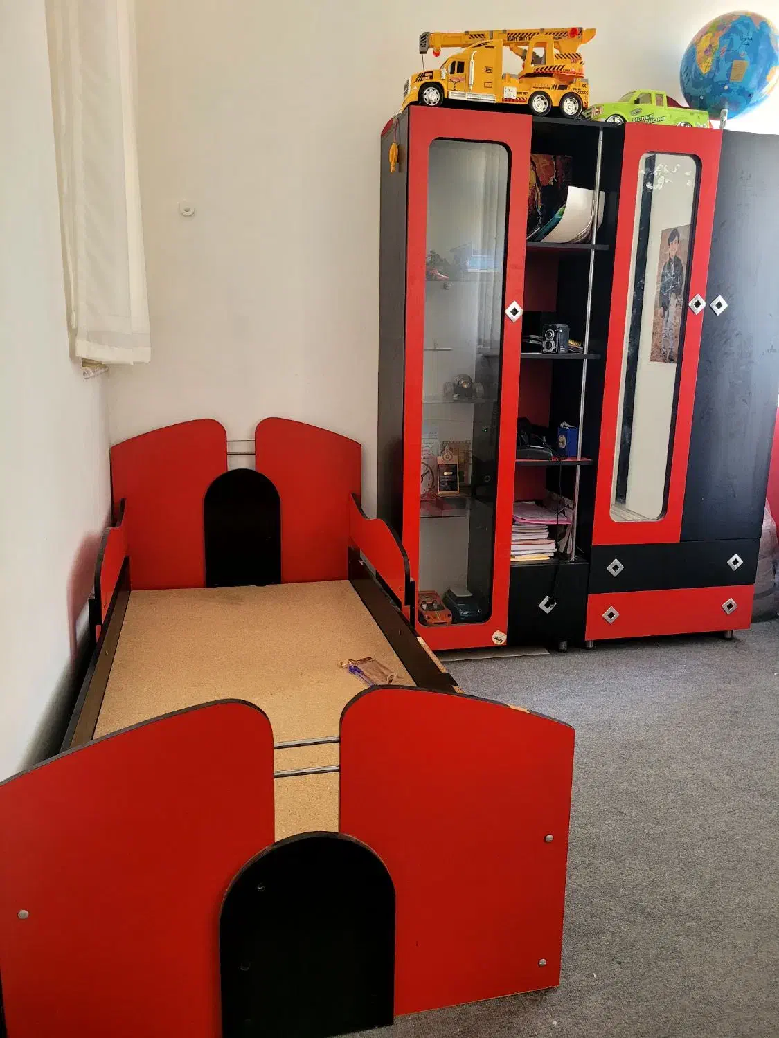 تخت و کمد نوجوان|تخت و سرویس خواب|بندرعباس, |دیوار