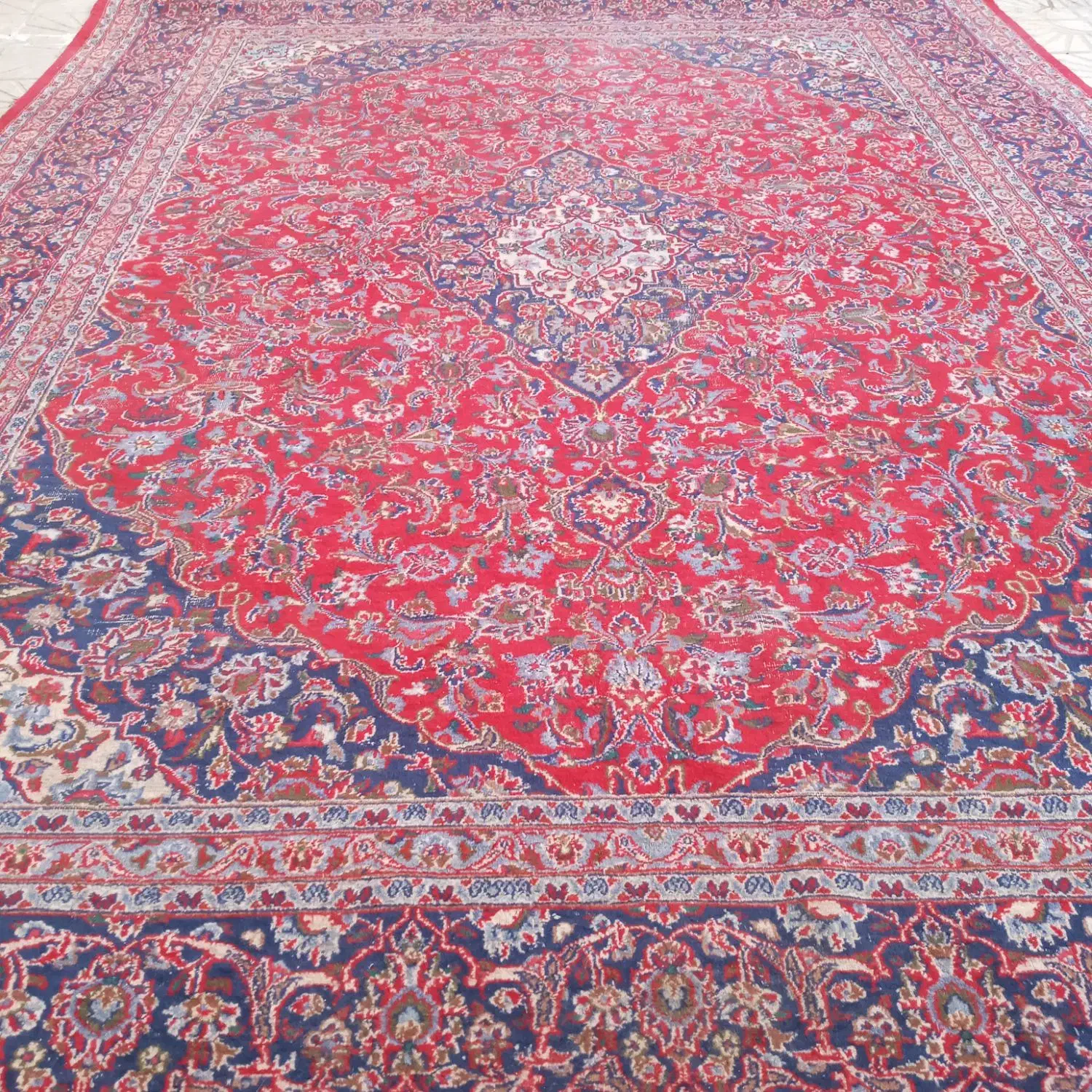 فرش دست بافت|فرش|کرمانشاه, |دیوار