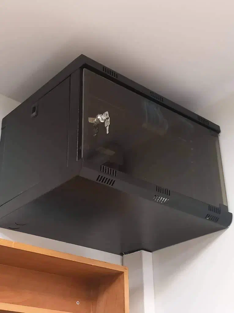 2 عدد رک|مودم و تجهیزات شبکه|تهران, عباس‌آباد|دیوار