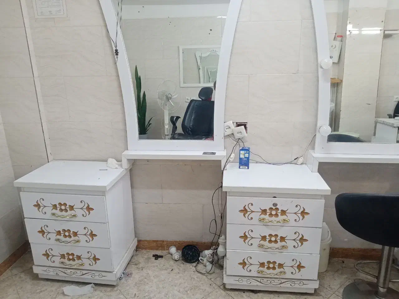 وسایل آرایشگاه|آرایشگاه و سالنهای زیبایی|کومله, |دیوار