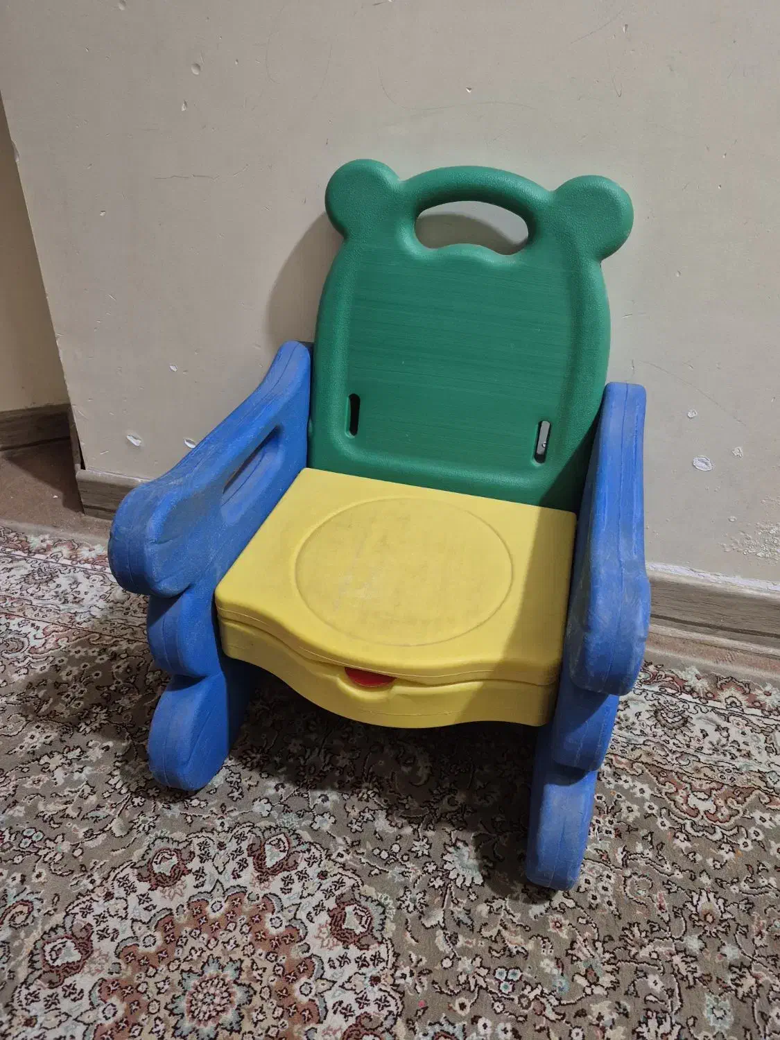 صندلی کودک|اسباب و اثاث بچه|قشم, |دیوار