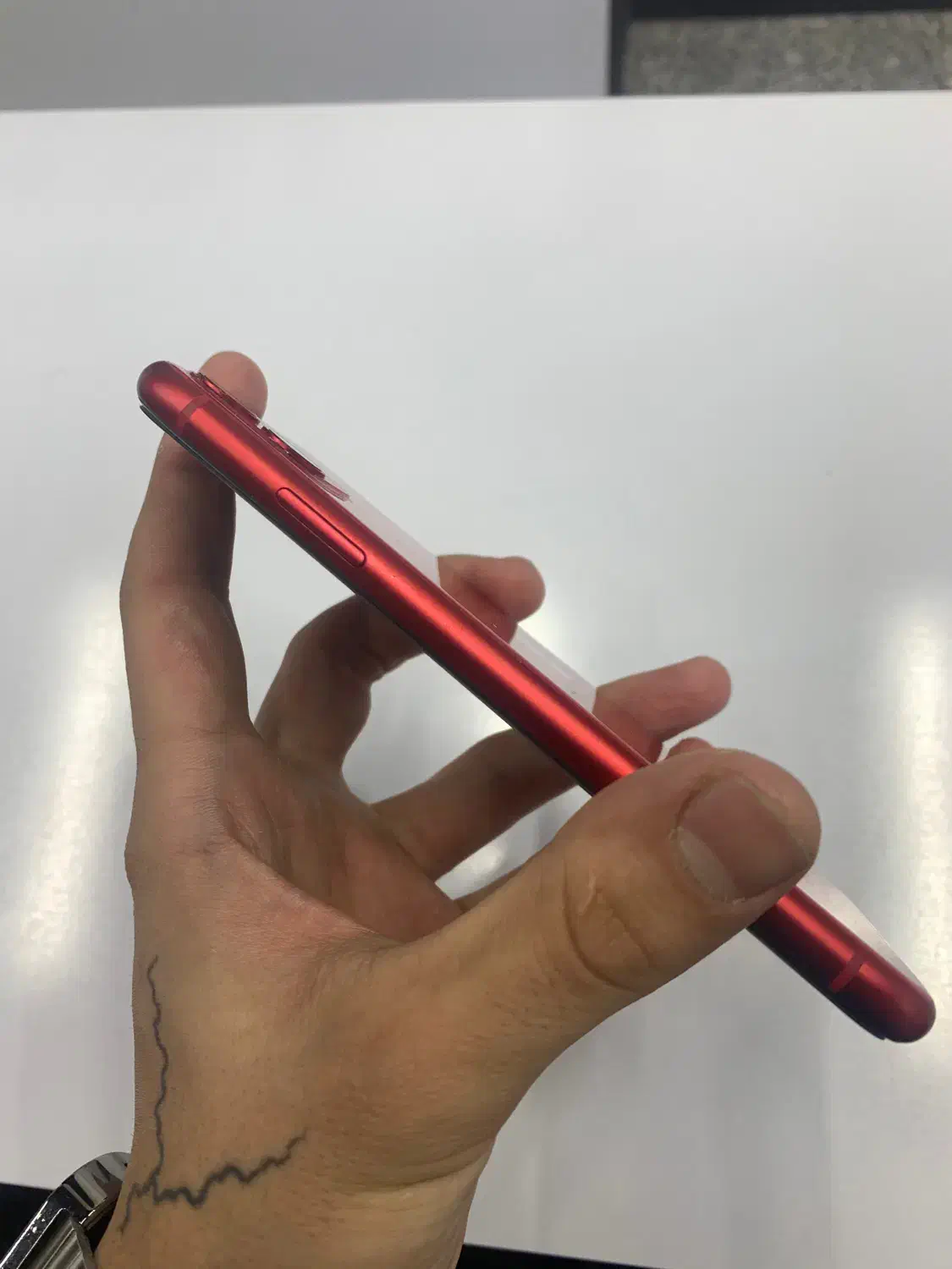 Iphone 11 zaدر حد بدون کوچیک ترین خط و خش|موبایل|کرج, عظیمیه|دیوار