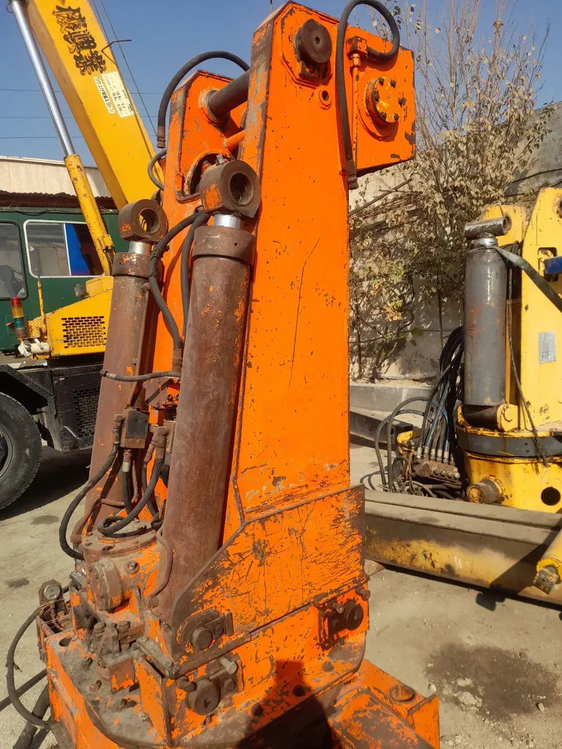 جرثقیل ۵ تن یونیک وماک شاسی|خودرو سنگین|قیامدشت - خاورشهر, |دیوار