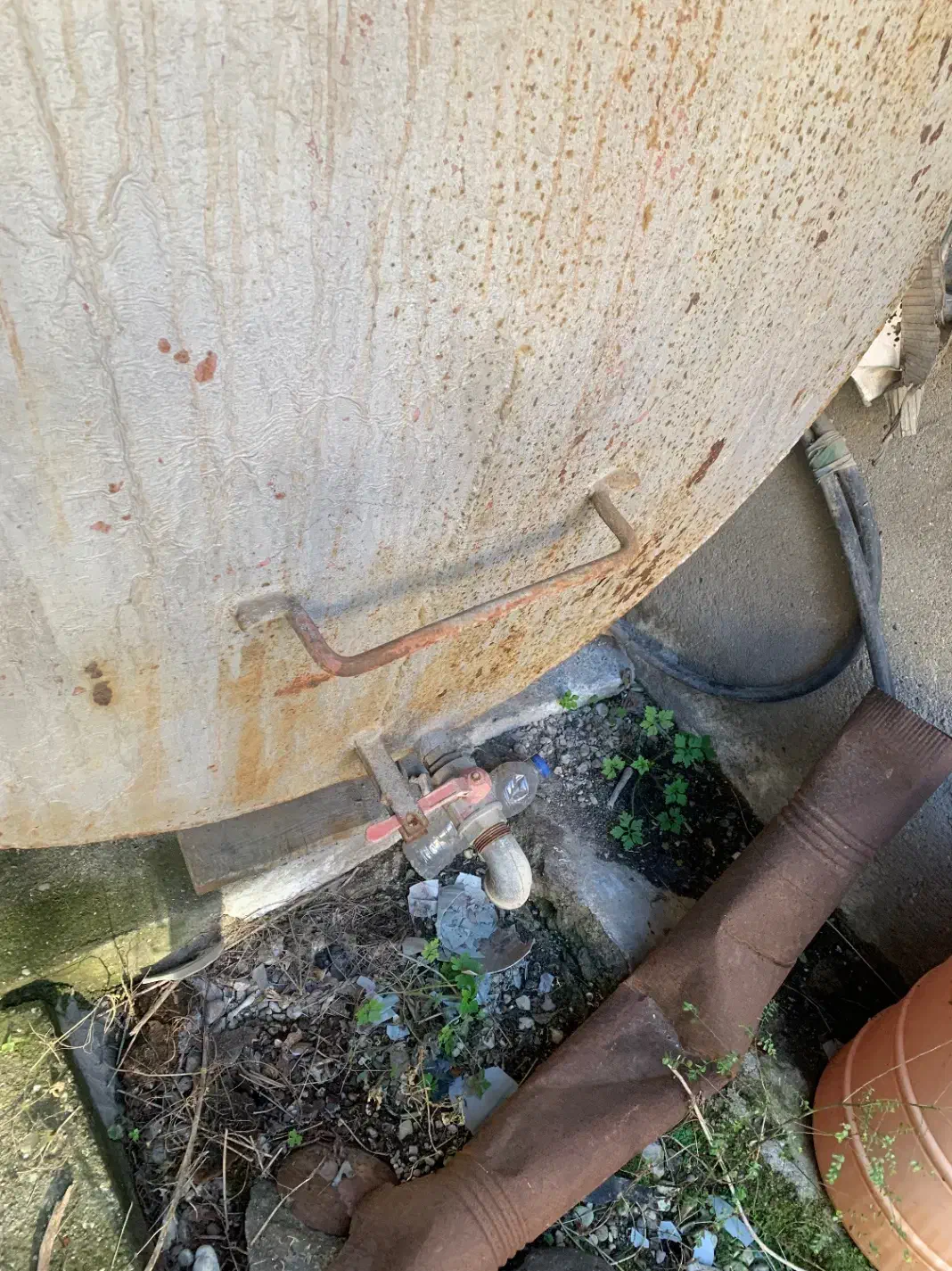 تانکر ۱۰۰۰ لیتری|مصالح و تجهیزات ساختمان|نوشهر, |دیوار