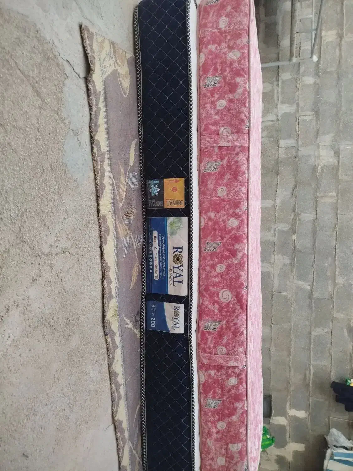 دوعددتشک دست دوم تمیز مارک رویال سایز90در200|تشک تختخواب|کازرون, |دیوار