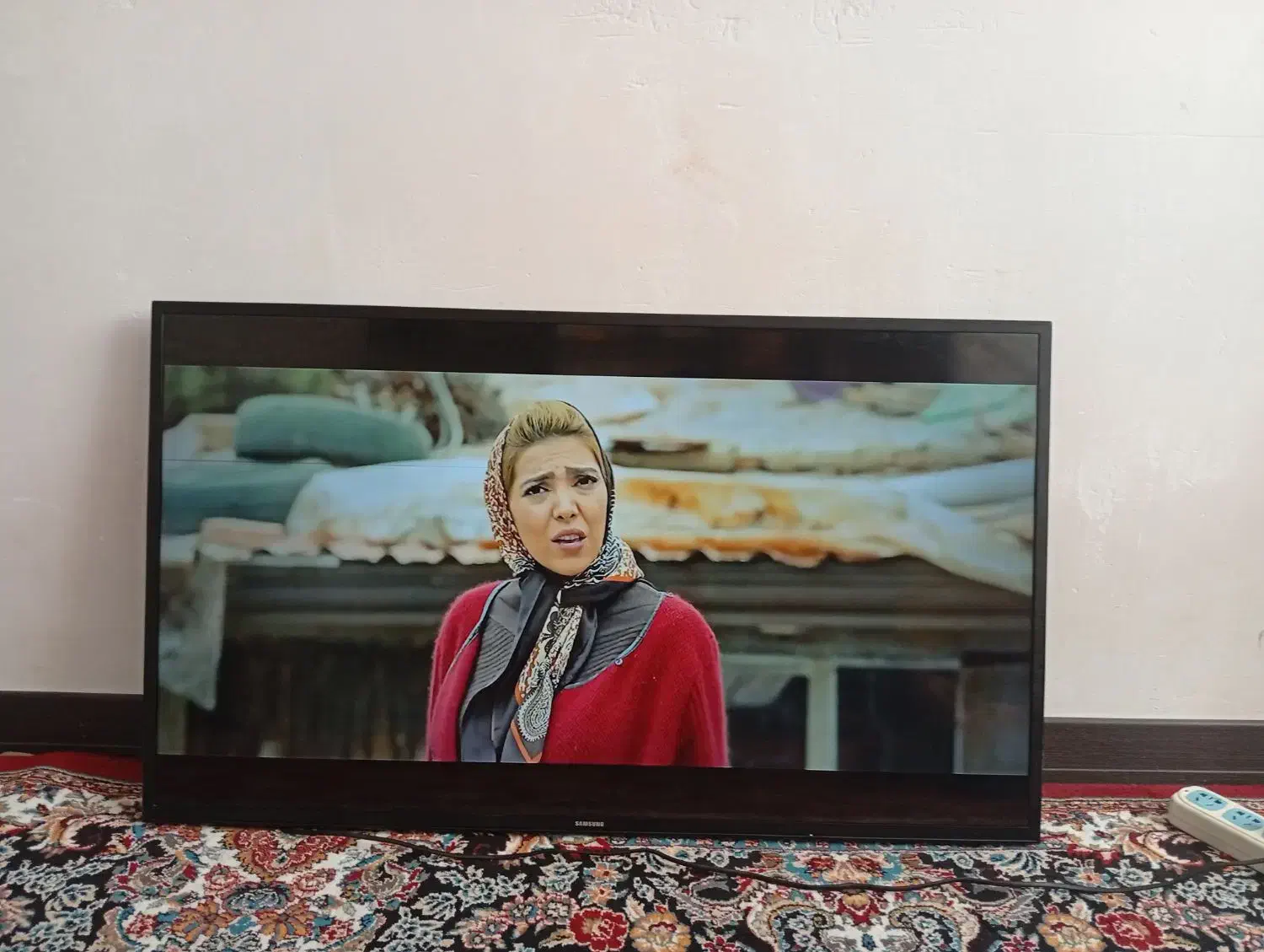 تلویزیون هوشمند سامسونگ43|تلویزیون و پروژکتور|قم, پردیسان|دیوار