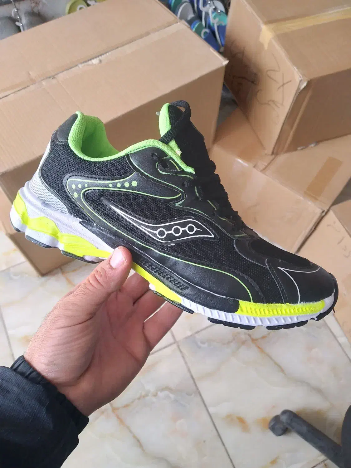 ساکونی و اسیکس  ۳جفت ببر ۹۵۰|کیف، کفش، کمربند|قم, ولیعصر|دیوار