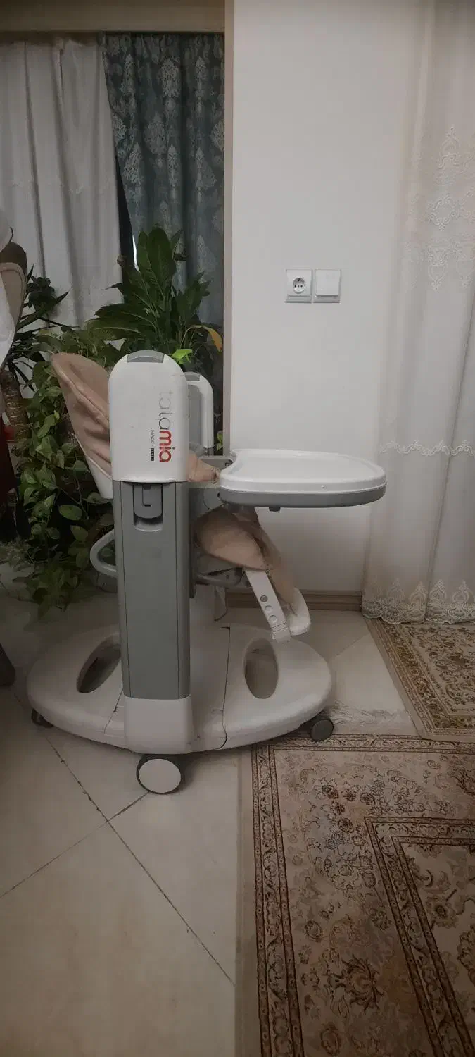 صندلی غذاخوری کودک|میز و صندلی غذاخوری|گرگان, |دیوار