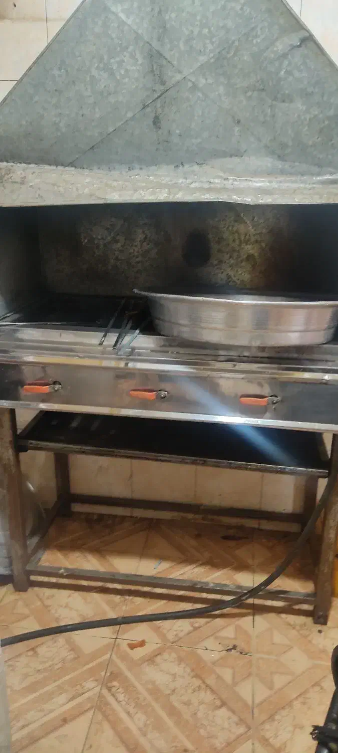 منقل بزرگ وگاو صندوق|اجاق گاز و لوازم برقی پختوپز|تبریز, |دیوار