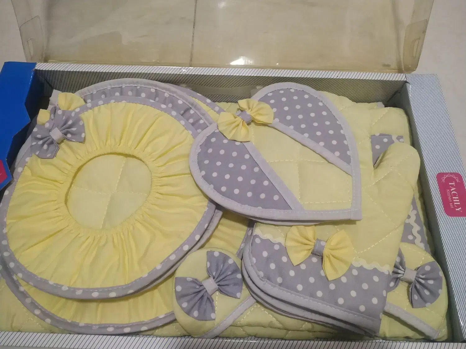 سرویس آشپزخانه ۱۲ تیکه دم کنی|سفره، حوله، دستمال آشپزخانه|قم, انسجام|دیوار