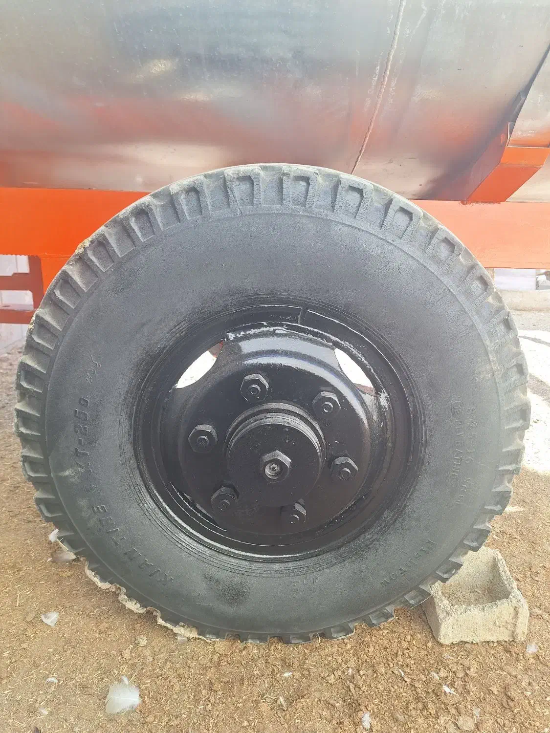 تانکراب ۴هزارلیتر|ماشینآلات صنعتی|گلی داغ, |دیوار