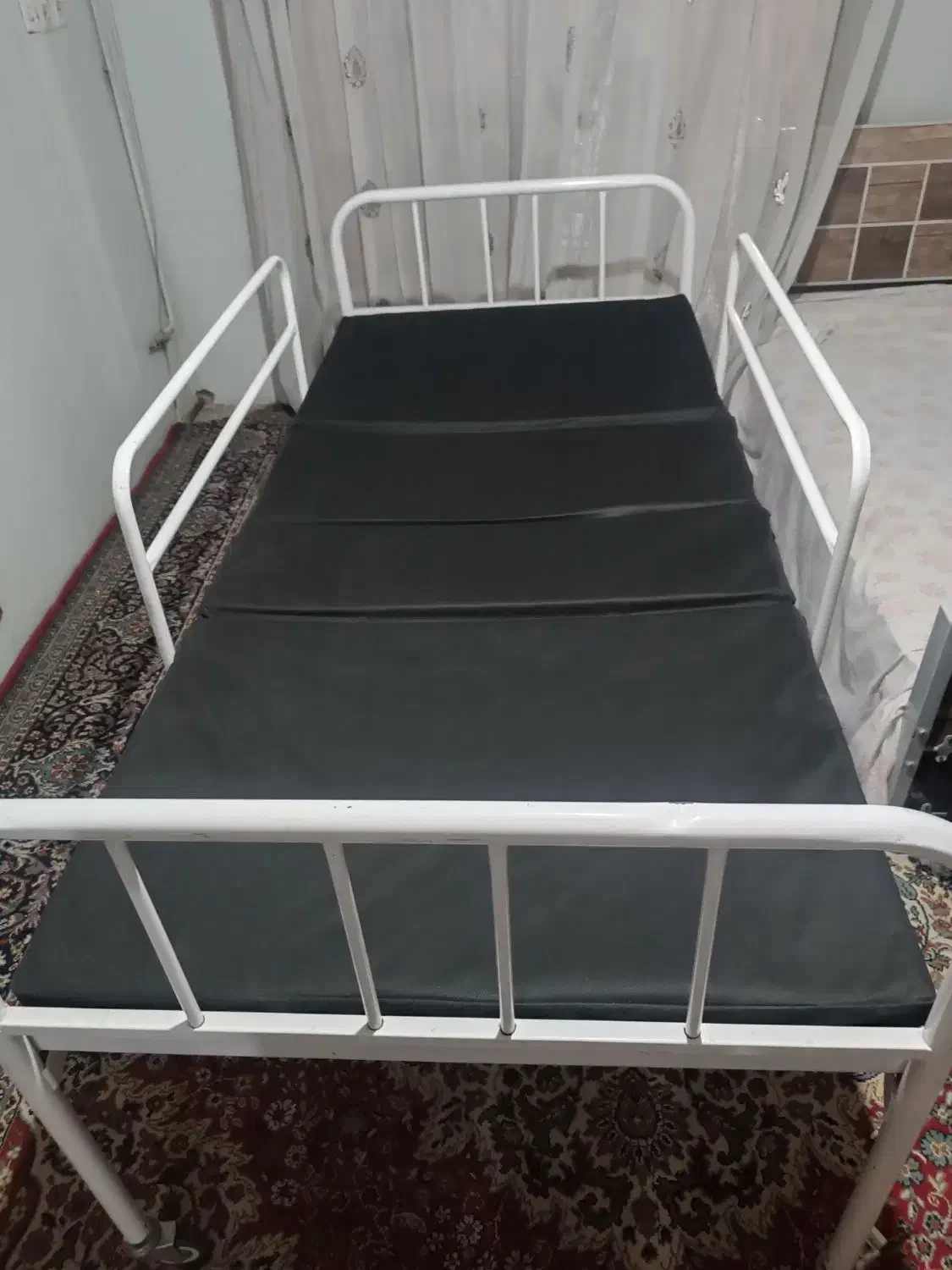 تخت بیمارستانی با تشک|آرایشی، بهداشتی، درمانی|مشهد, کوی المهدی|دیوار