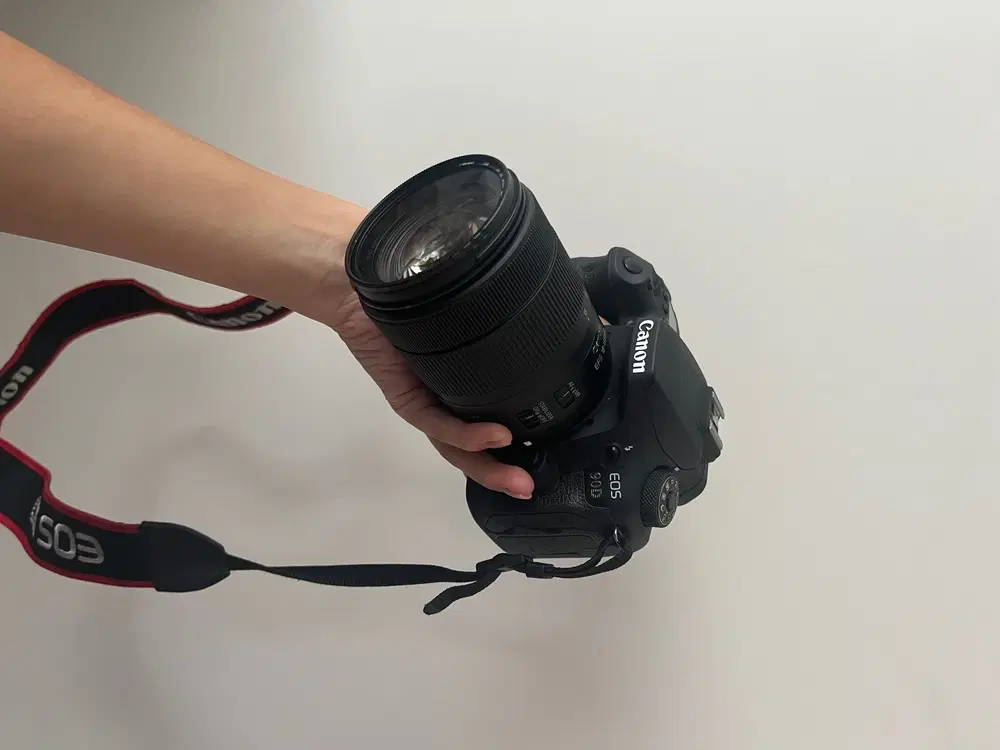 دوربین canon 90D کاملا نو|دوربین عکاسی و فیلم‌برداری|تهران, قزل قلعه|دیوار