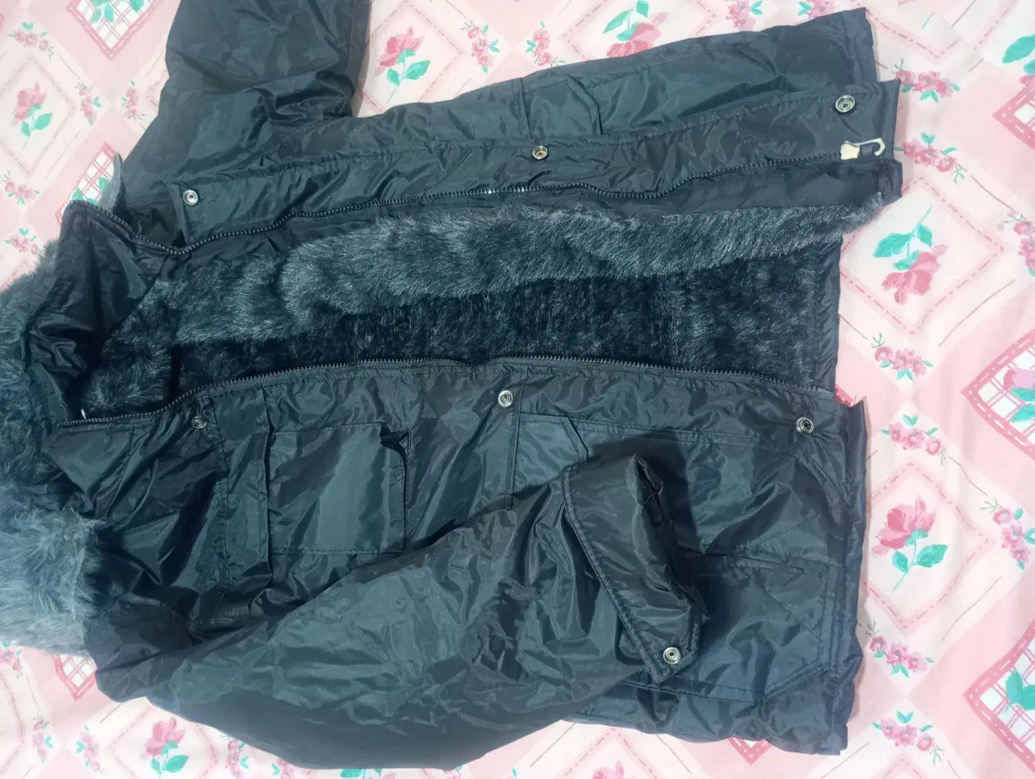 کاپشن|لباس|پاکدشت, پاکدشت (مامازند)|دیوار