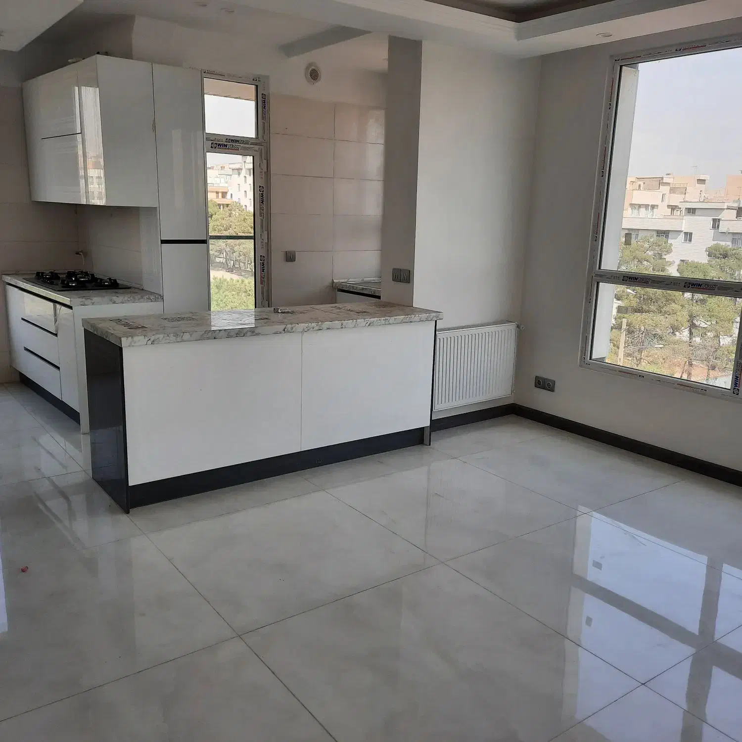 شریعتی مقابل ملک ۸۵متر نوساز فول امکانات