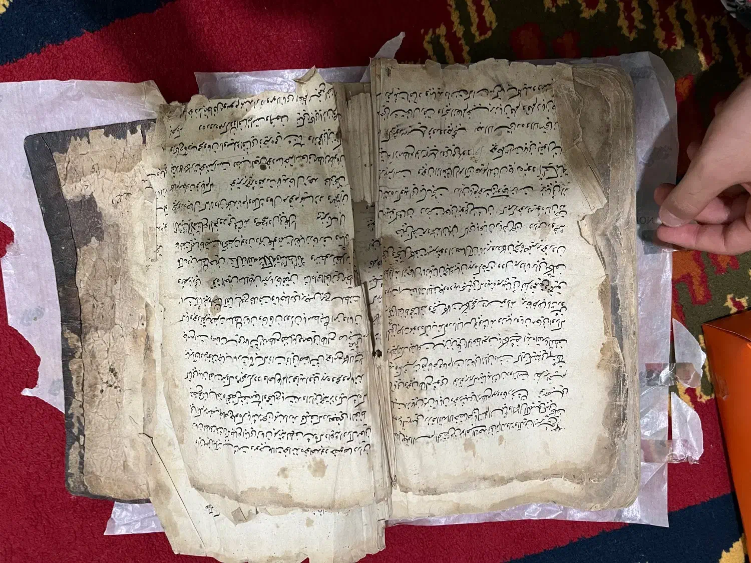 کتاب خطی (کلیله و دمنه)|کلکسیون اشیاء عتیقه|تهران, شهرک آزادی|دیوار
