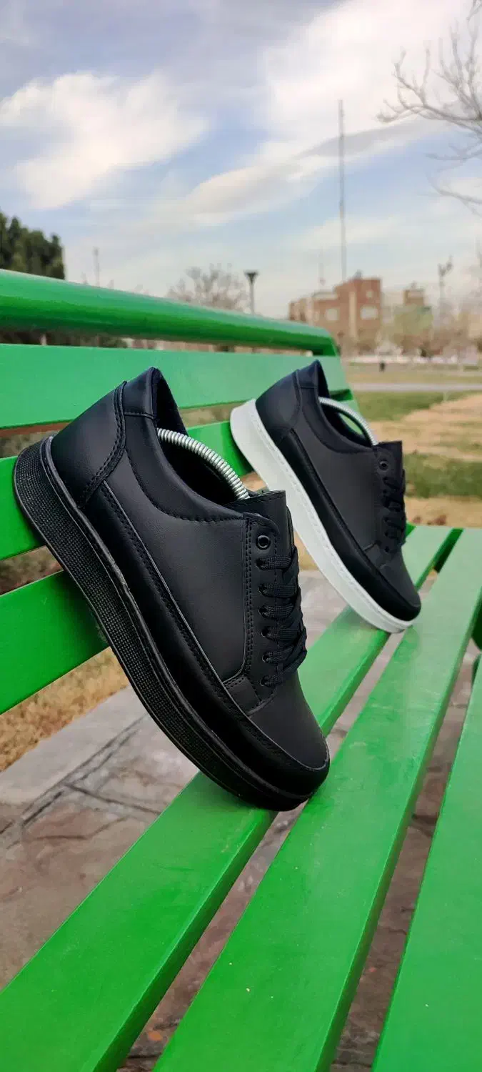 کفش کتونی برشگا ونس|کیف، کفش، کمربند|مشهد, عسگریه|دیوار