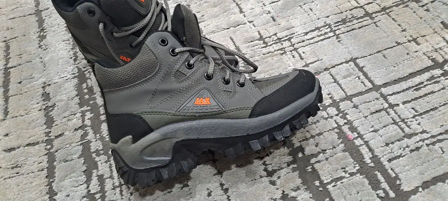 کتونی کوهستانی جکس|کیف، کفش، کمربند|قم, شاه سید علی|دیوار