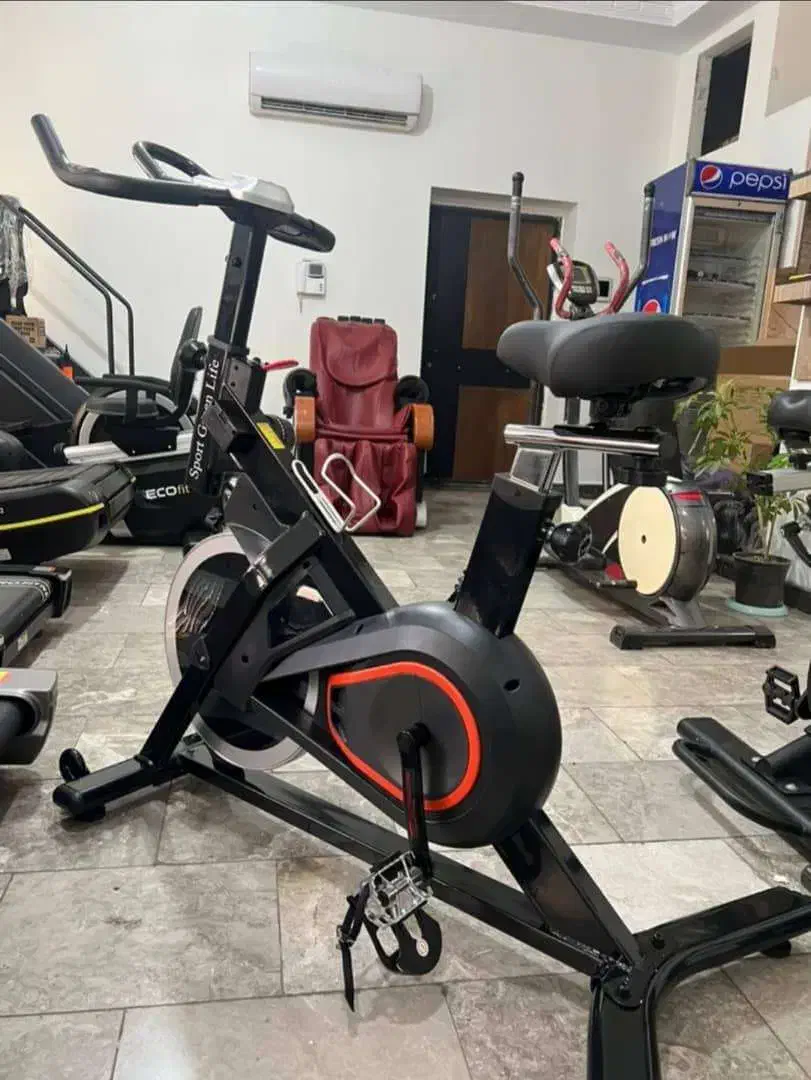 دوچرخه ثابت باشگاهی اسپینینگ گرین لایف|تجهیزات ورزشی|اصفهان, خرم|دیوار