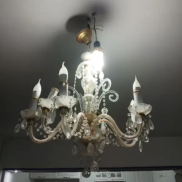 دو عدد لوستر نیاز به تعمیر|لوستر و چراغ آویز|محمدشهر, عباس آباد|دیوار