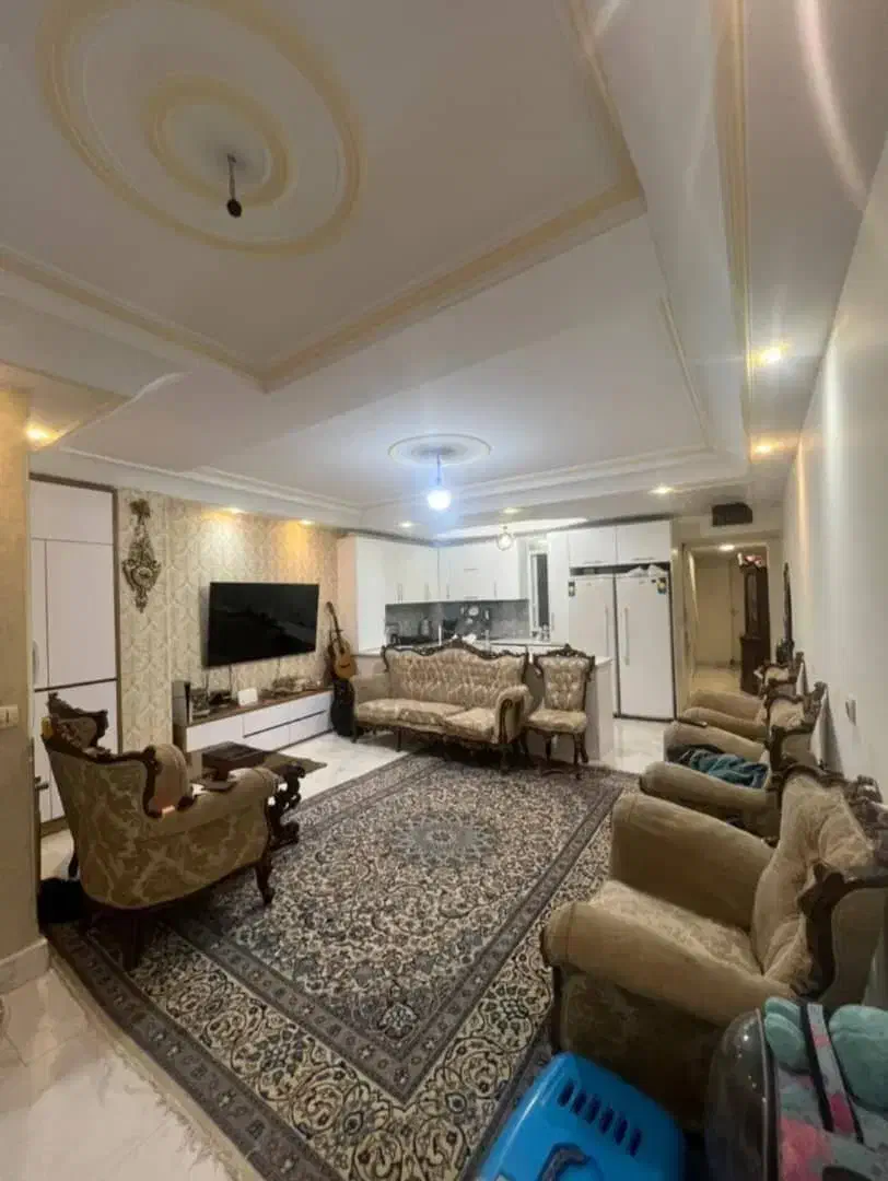 ۵۶متری فول امکانات خوش نقشه دوپارکینگ