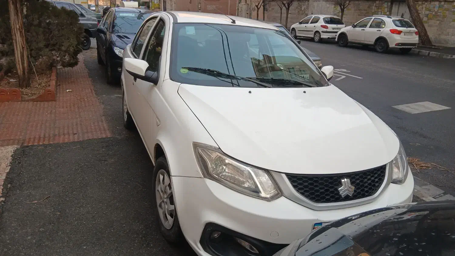 ساینا مدل ۴۰۱|خودرو سواری و وانت|فردیس, شهرک راه آهن|دیوار