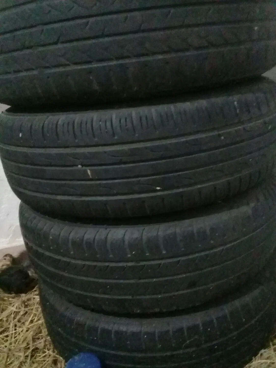 رینگ و لاستیک  سیویک و ال نود ۴ حلقه|قطعات یدکی و لوازم جانبی|رشت, گیل|دیوار