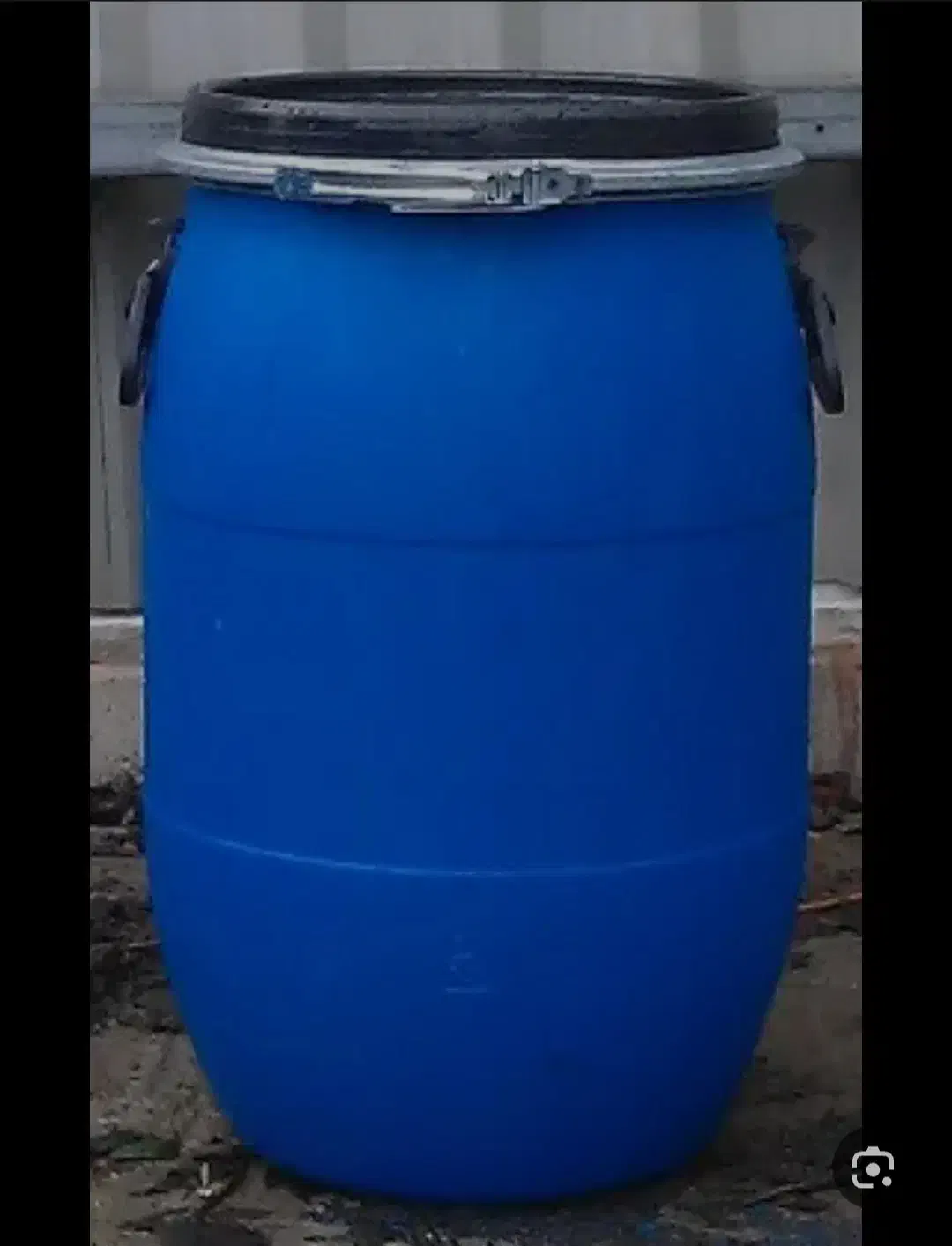 چند دبه بزرگ خیارشور|ظروف نگهدارنده، پلاستیکی، یکبارمصرف|شاهینشهر, عطار|دیوار