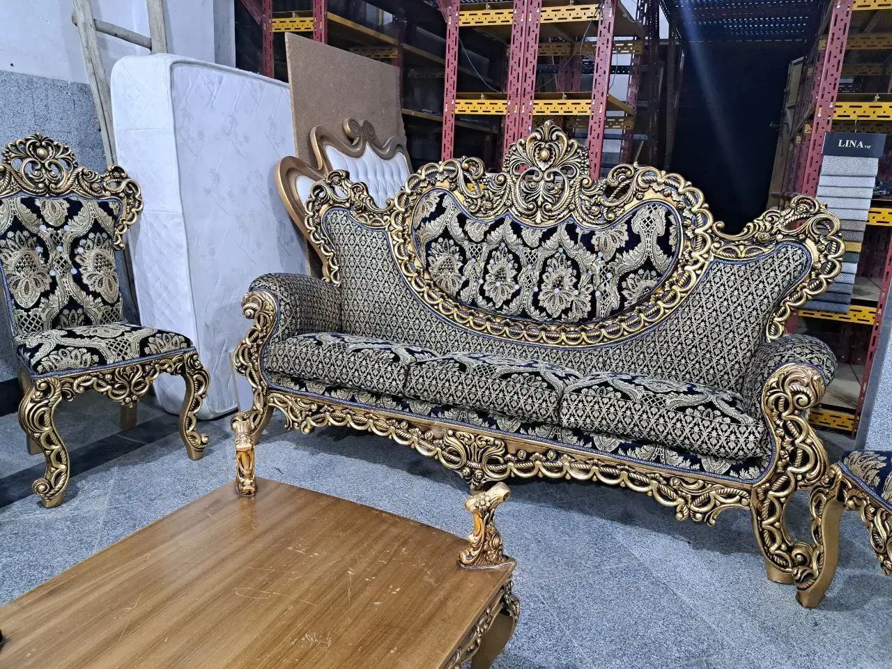 خرید مبل سلطنتی راحتی چستر ناهار خوری سمساری|فعالیت داوطلبانه|کرمانشاه, |دیوار