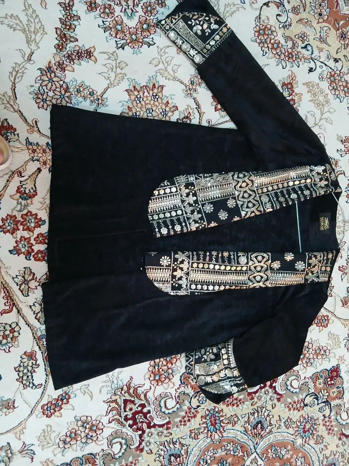 کت پولک دوزی|لباس|شیراز, فرگاز|دیوار