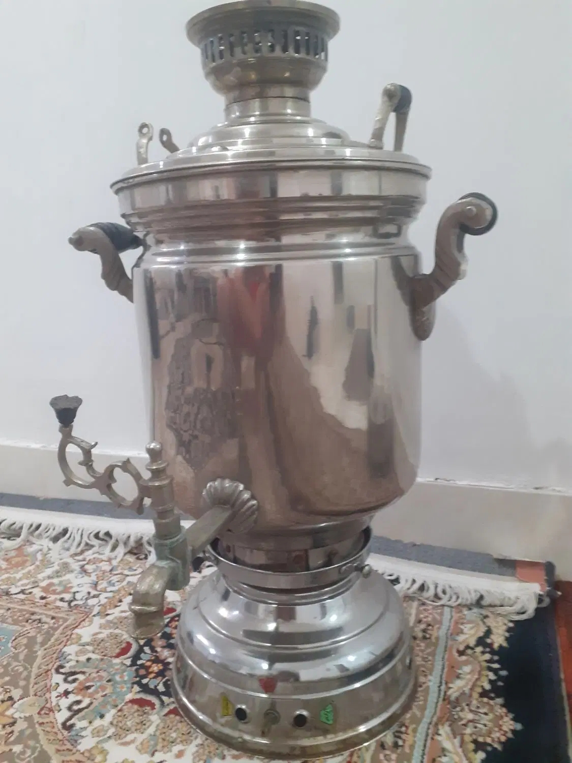 سماور|سماور، چایساز، قهوهساز|بروجرد, |دیوار
