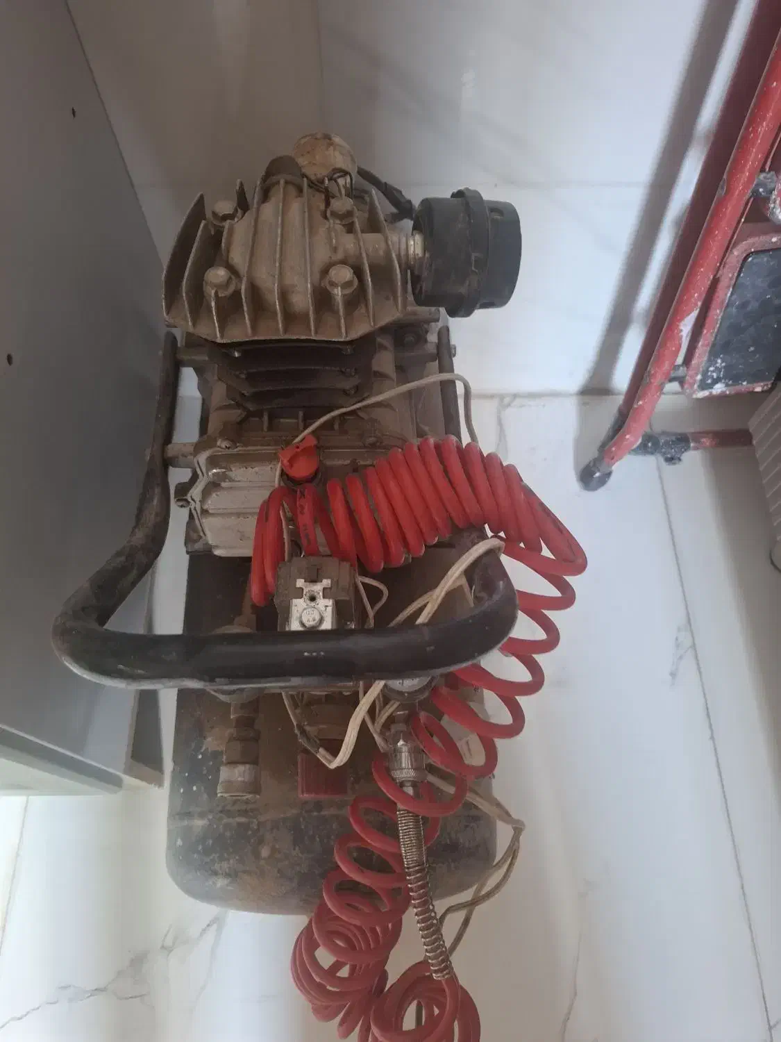 فروش ابزار|ابزارآلات|پرند, فاز ۶|دیوار