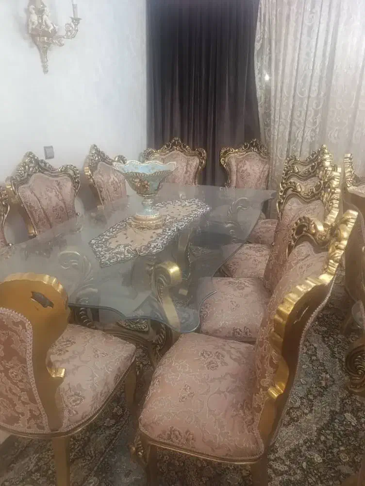 مبل سلطنتی و میز غذا خوری همراه بوفه|مبلمان خانگی و میز عسلی|قرچک, شهرک طلائیه|دیوار