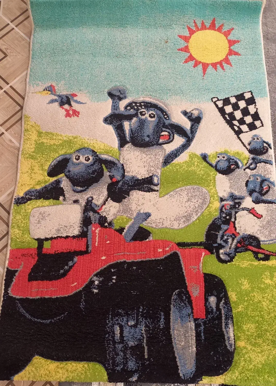 فرش بره ناقلا|فرش|رشت, پل تالشان|دیوار