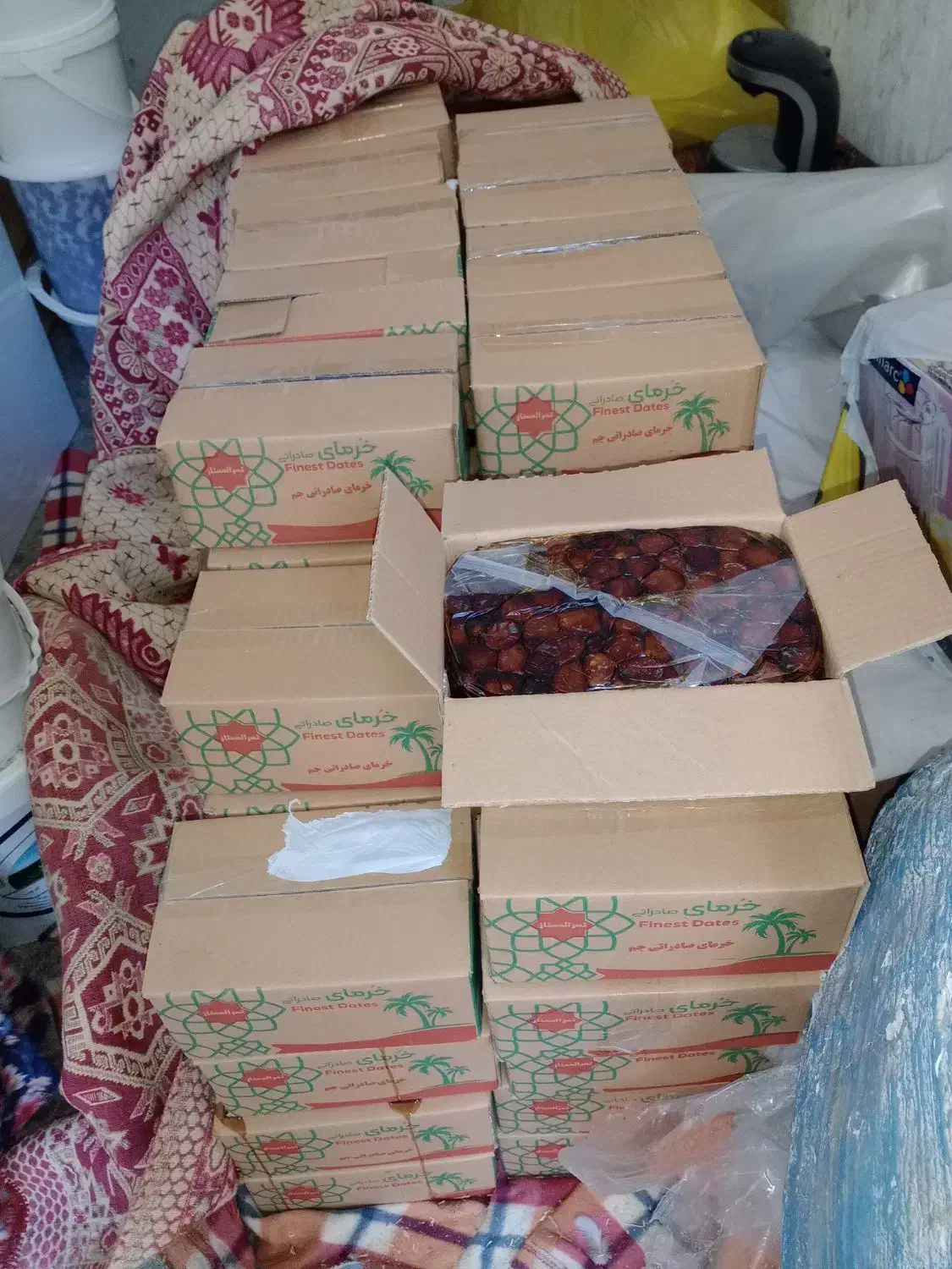 خرما خاصویی|خوردنی و آشامیدنی|جم, |دیوار