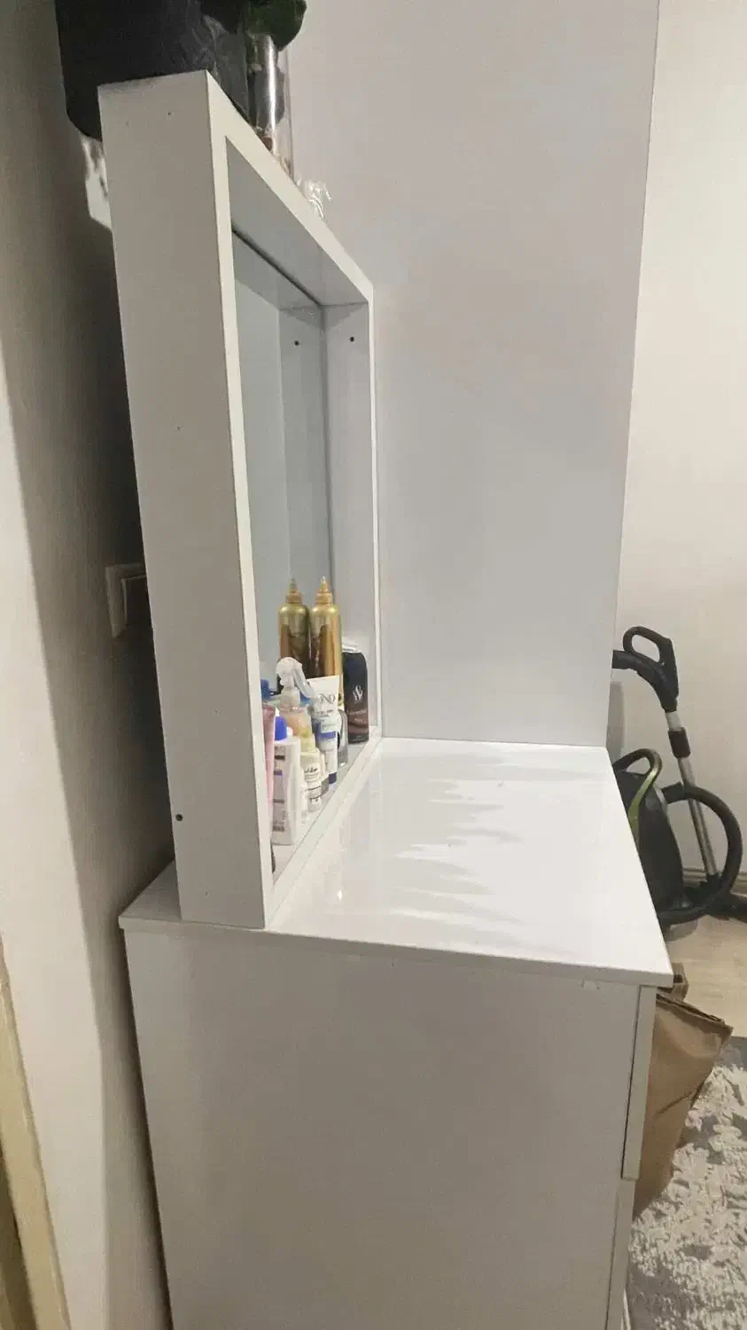 کمدلباس با میز ارایش|جاکفشی، کمد، دراور|ارومیه, |دیوار