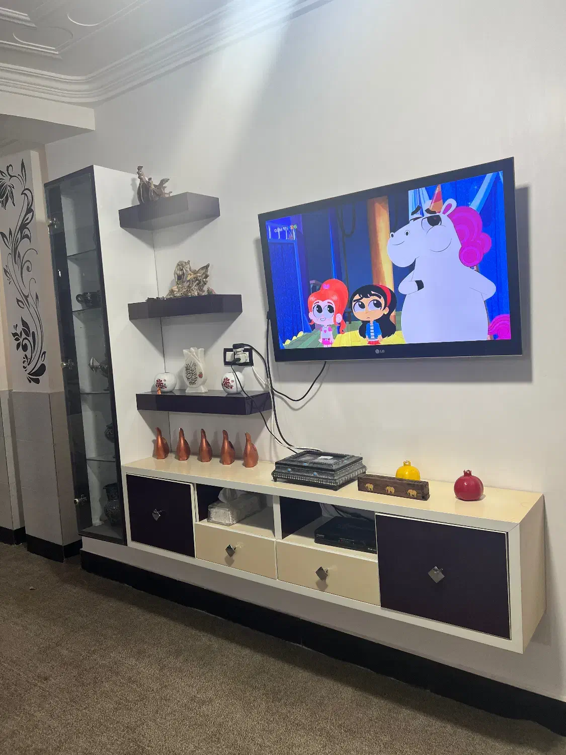 تی وی وال فایبر گلاس|میز تلویزیون|برازجان, |دیوار